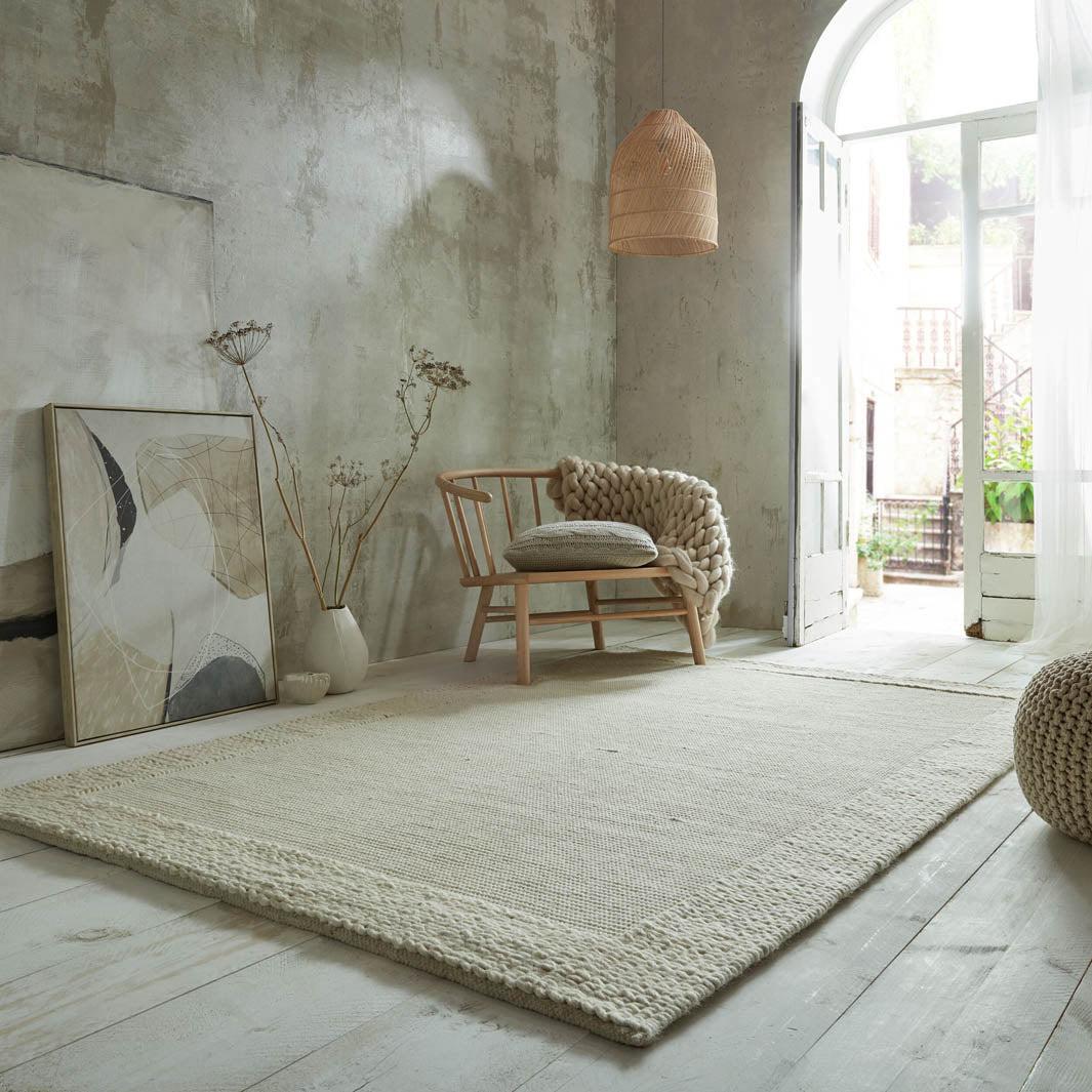 Comment bien entretenir et protéger son tapis en laine : Guide complet