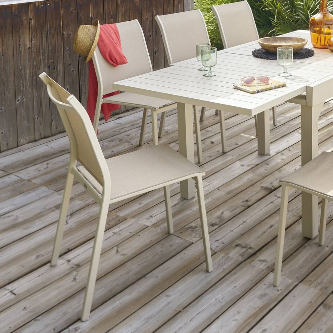 Lot de 4 chaises de jardin Hespéride empilable ESSENTIA Lin/argile
