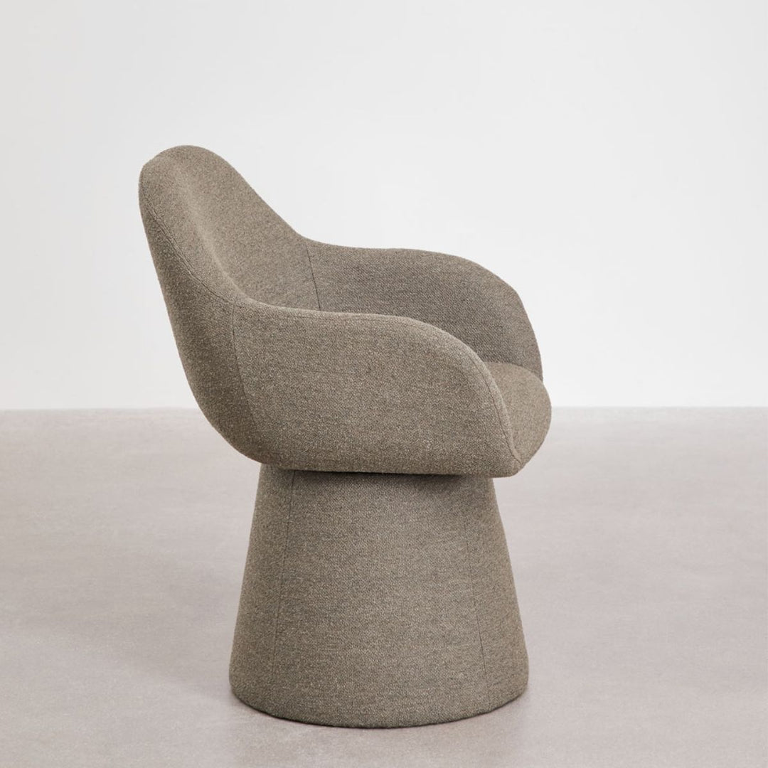 Fauteuil SKLUM pivotant ERICA en tissu bouclé marron brun