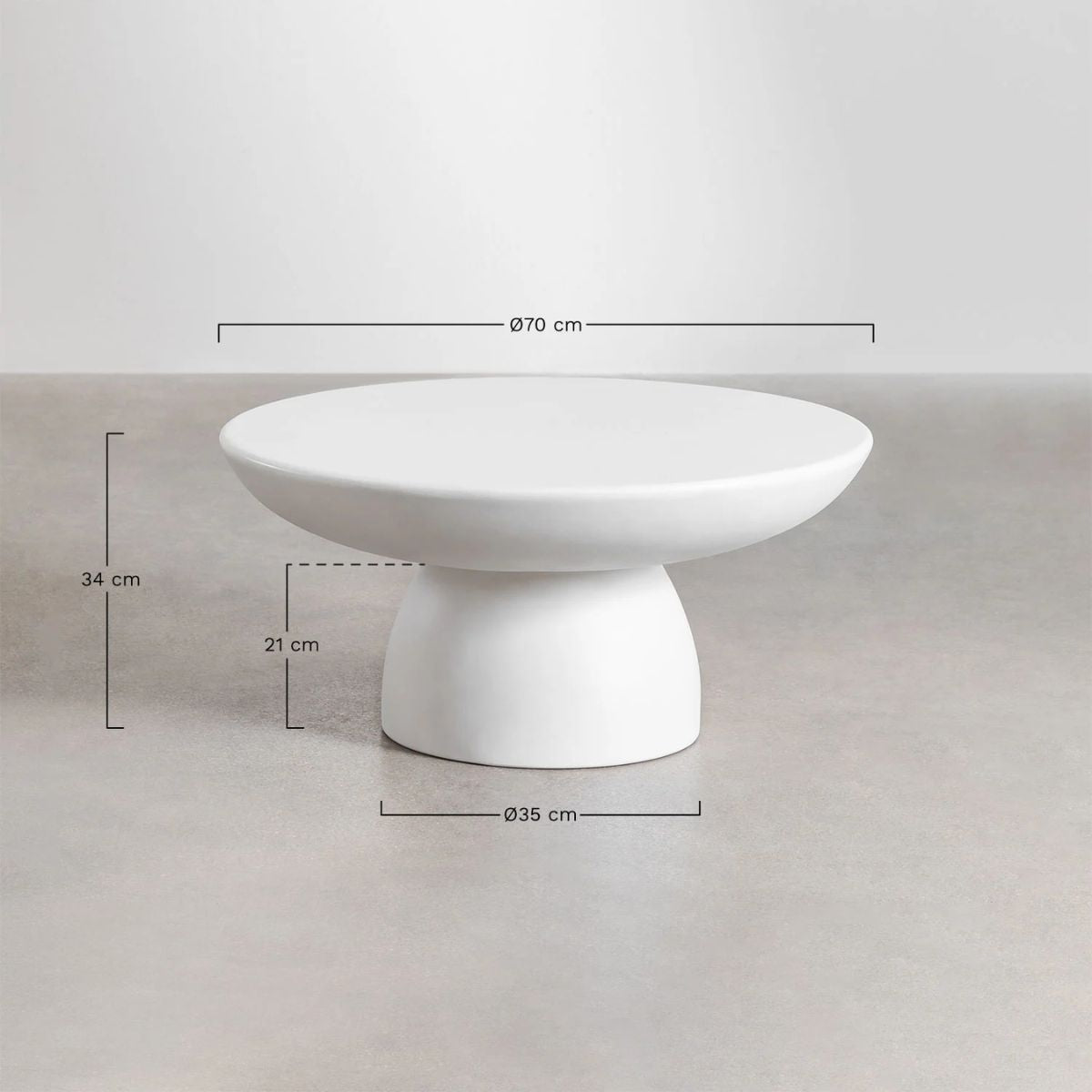 Table basse de jardin SKLUM en ciment Zenadia
