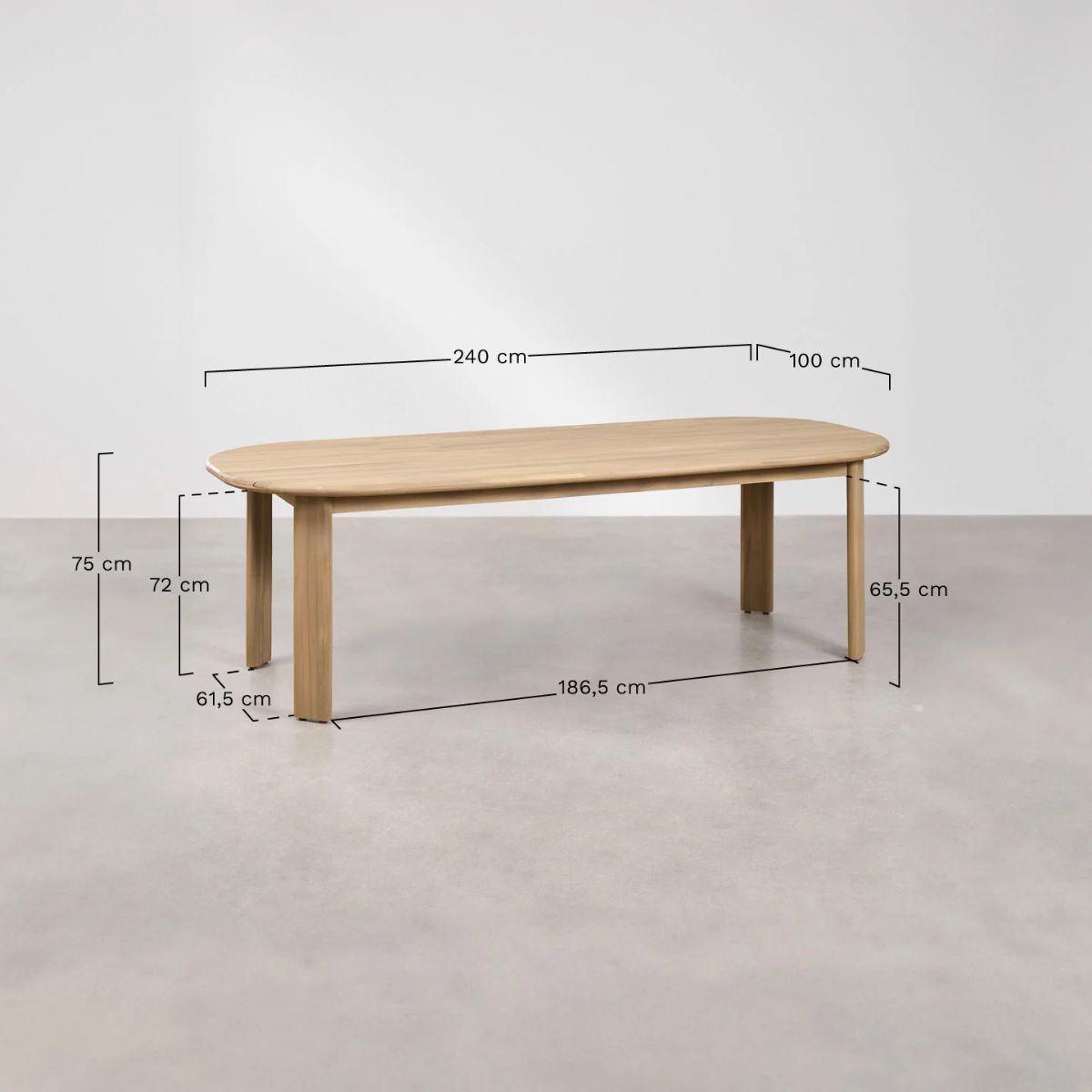 Table de jardin ovale SKLUM en bois d'acacia ULENO 240x100 cm
