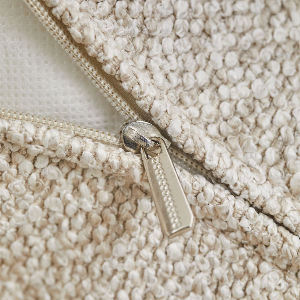 Méridienne droite SKLUM Cardea bouclé beige