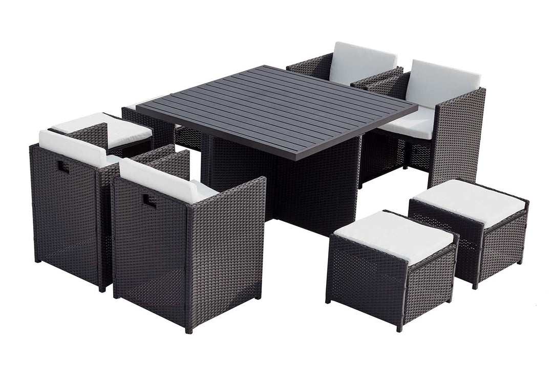 salon de jardin encastrable de 8 places en résine tressée Noir et blanc sur fond Blanc
