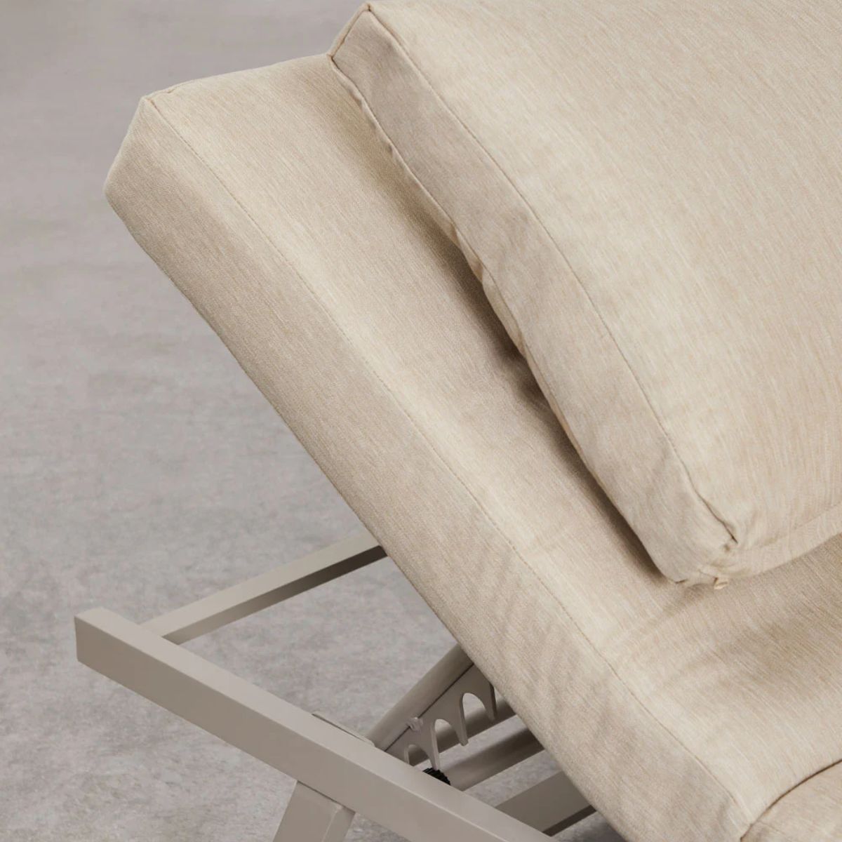 Canapé de jardin SKLUM Libanc 3 places inclinable Beige