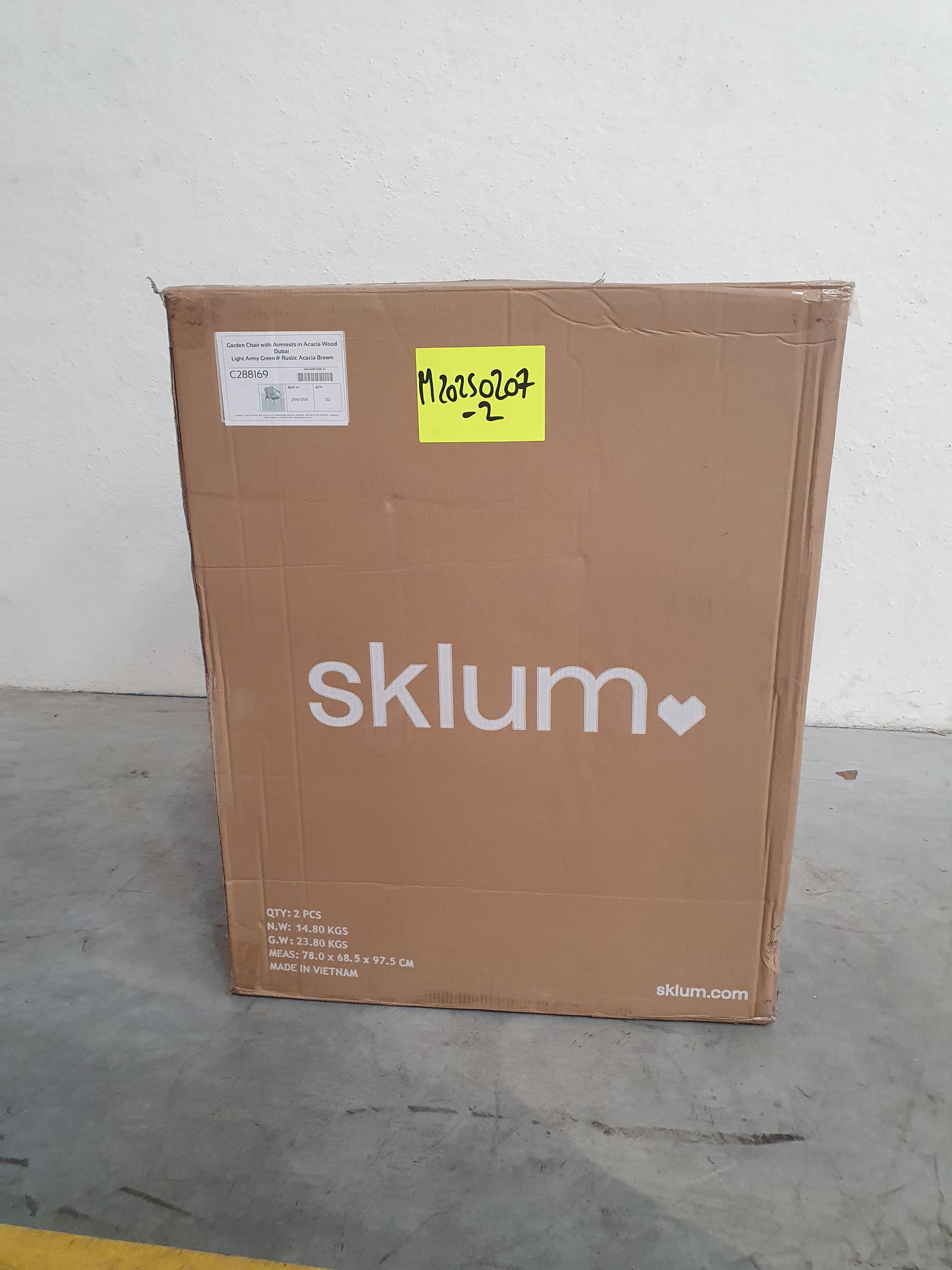 Lot de 2 Chaises SKLUM de Jardin avec Accoudoirs en Bois d'Acacia Dubaï