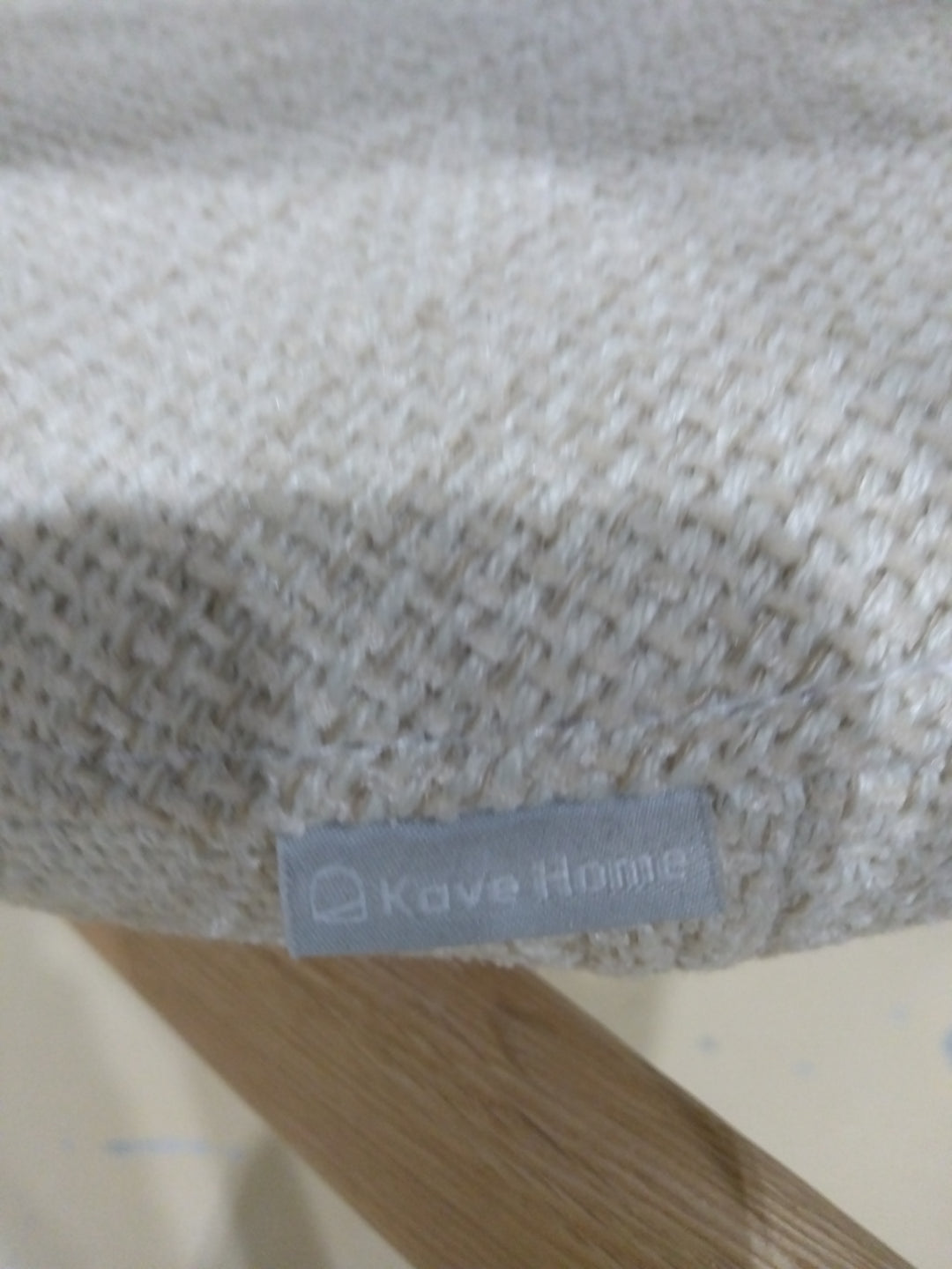 Lot de 6 chaises KAVE HOME Alocs en bois de chêne et tissu beige