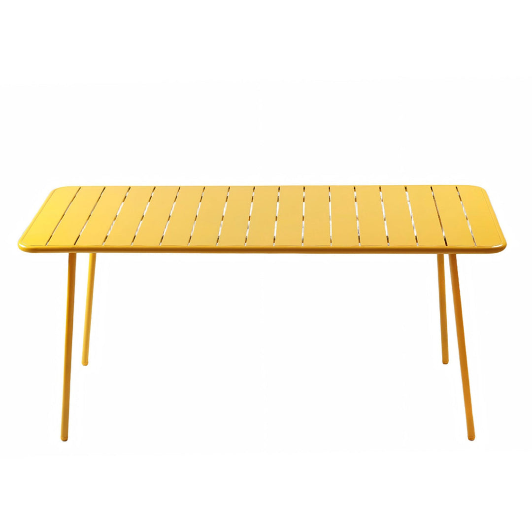 table-acier-jaune-6-8-places-exterieur-bergame-packshot-concept-usine