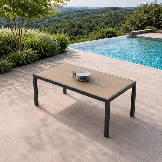 table-jardin-10-places-aluminium-ceramique-gris-effet-bois-lagos-ambiance-2-concept-usine