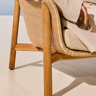 Canapé Galea Kave Home 3 places en bois de teck et rotin synthétique 223 cm FSC 100 %