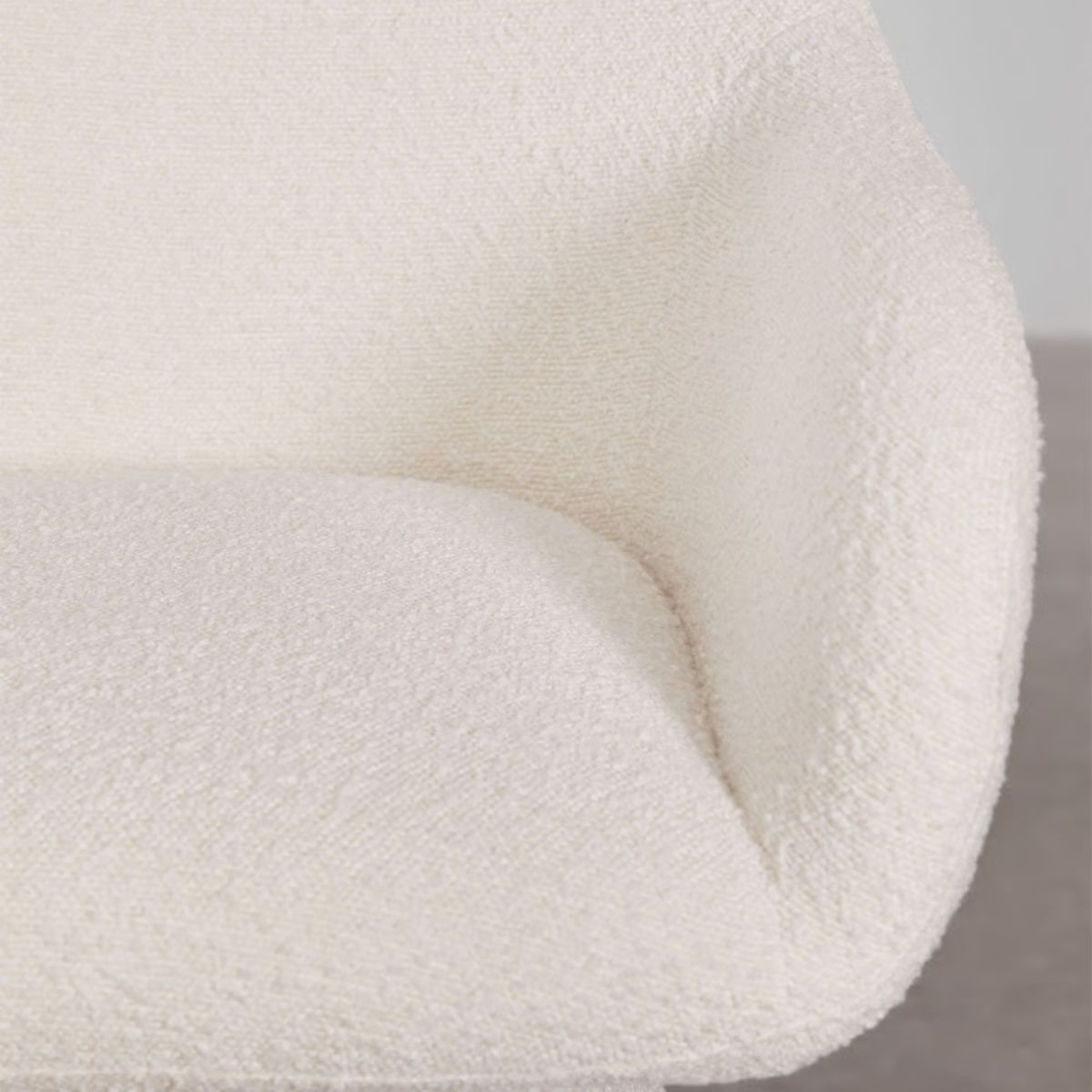 Chaise SKLUM de salle à manger avec accoudoirs Erica