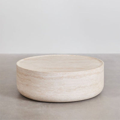 Table basse ronde SKLUM Ø80 cm en aspect ciment travertin Darwys