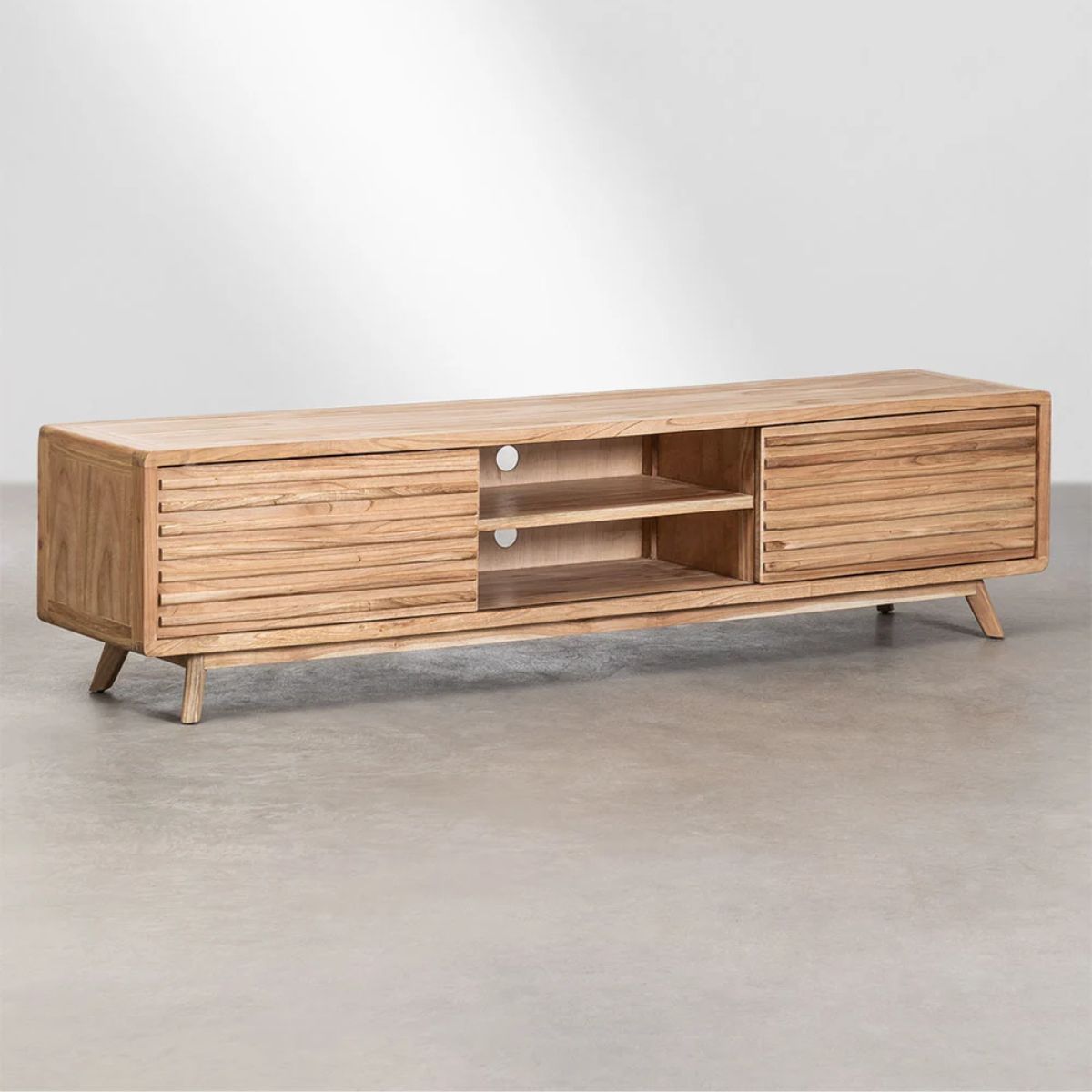 Meuble TV SKLUM Deleyna en bois clair 200cm