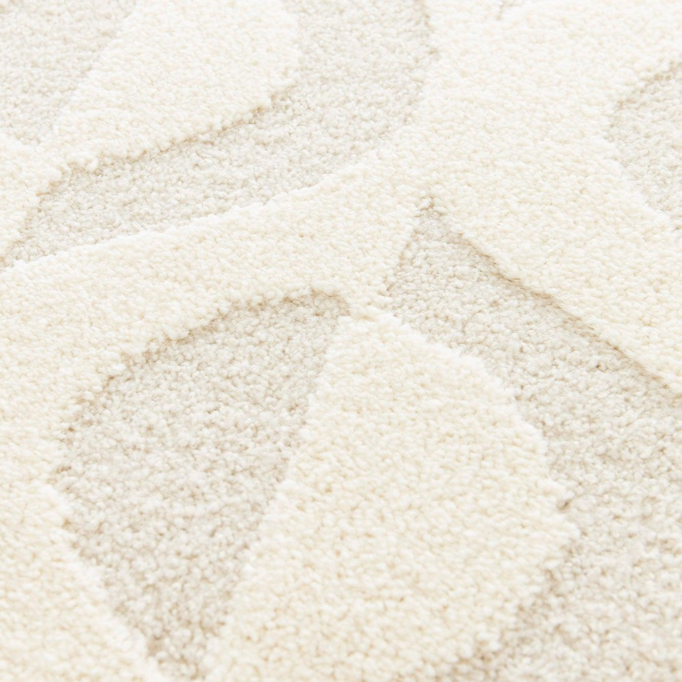 tapis japandi crème - hera. Vue 3 du tapis montrant des détails matière.