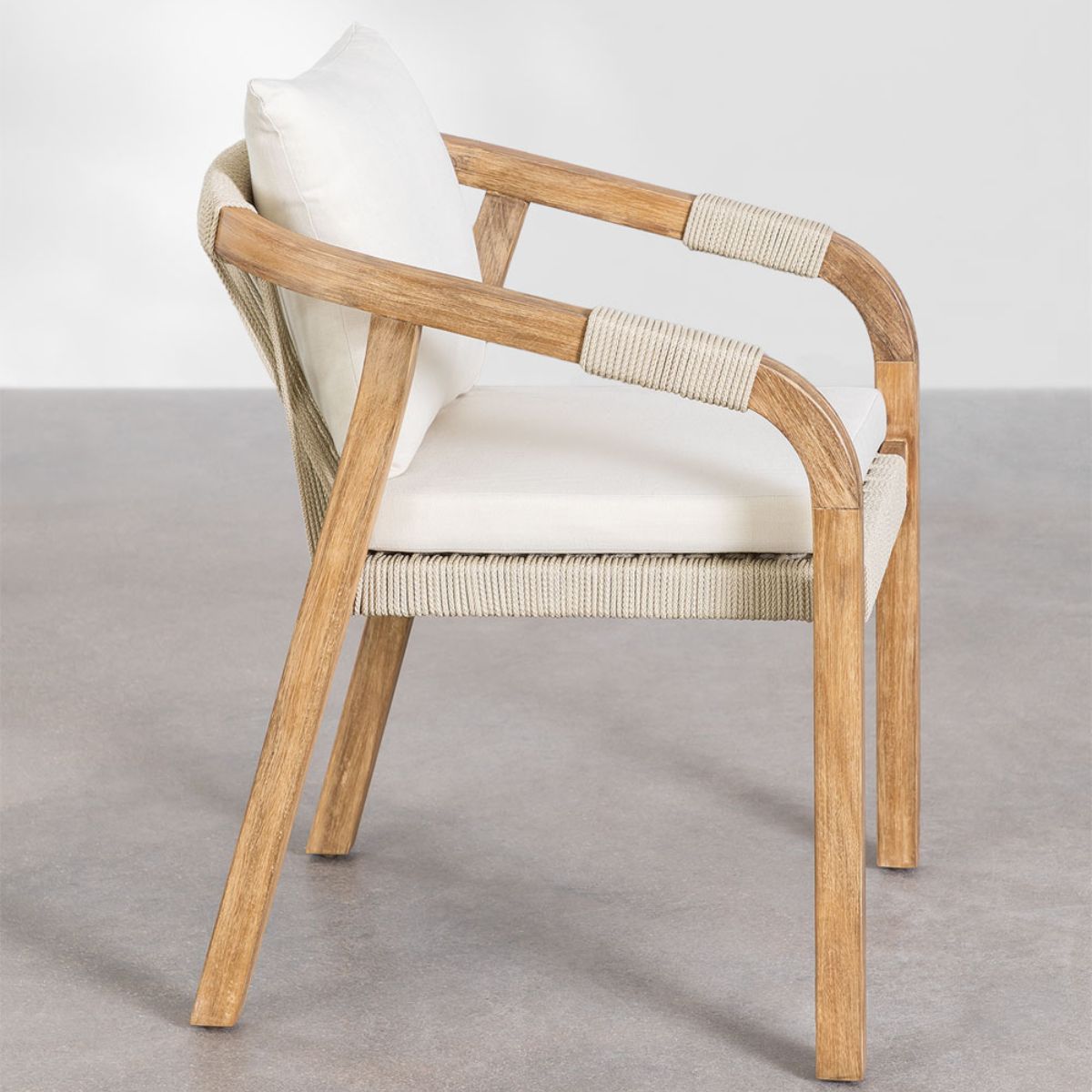 Lot de 2 Chaises SKLUM de Jardin avec Accoudoirs en Bois d'Acacia Dubaï