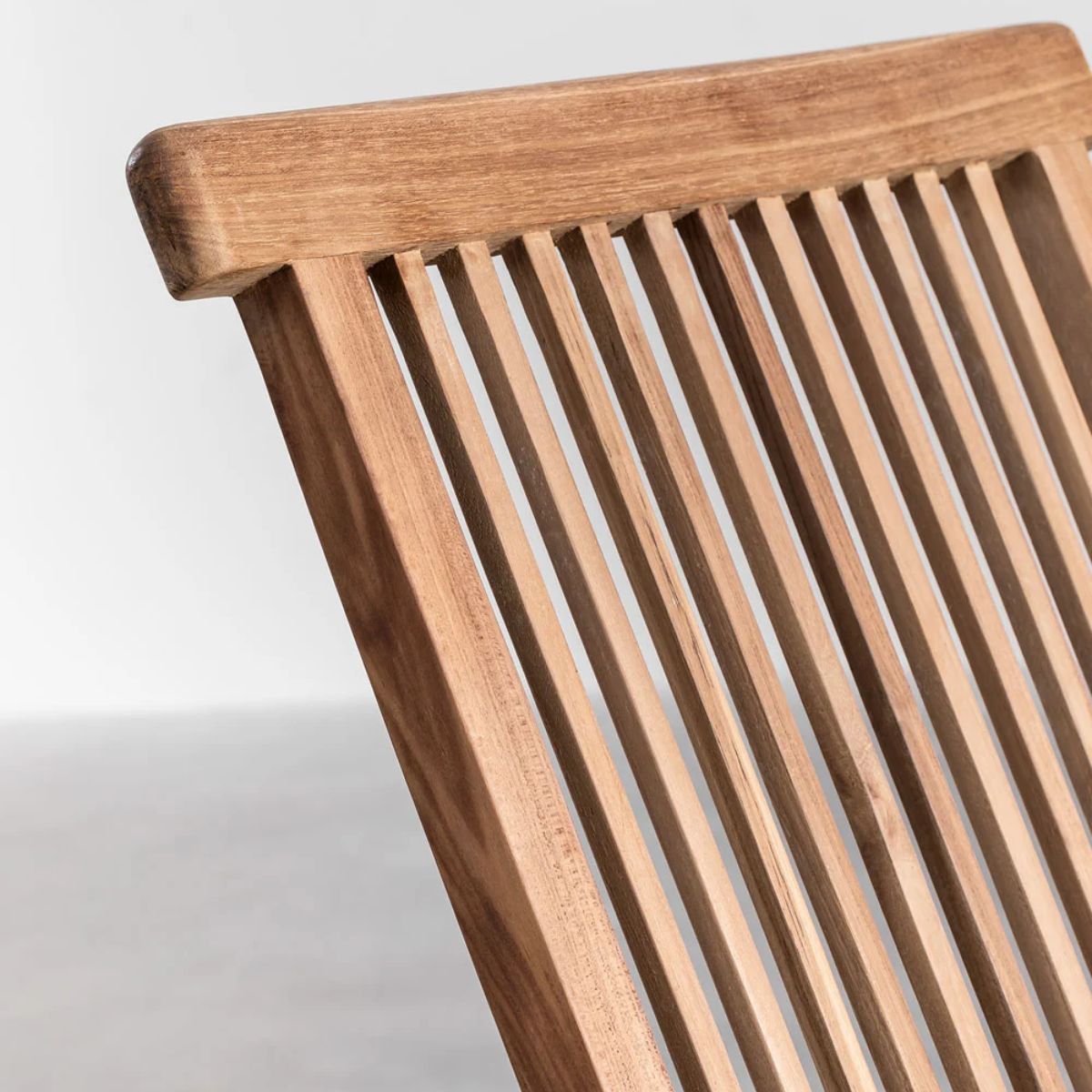 Pack de 2 chaises de jardin pliantes en bois de teck Pira SKLUM