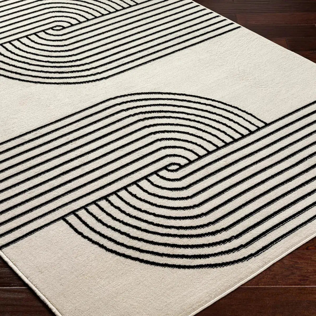 Tapis SURYA Constance rétro, motif arcs concentriques, blanc cassé et noir, vue 5