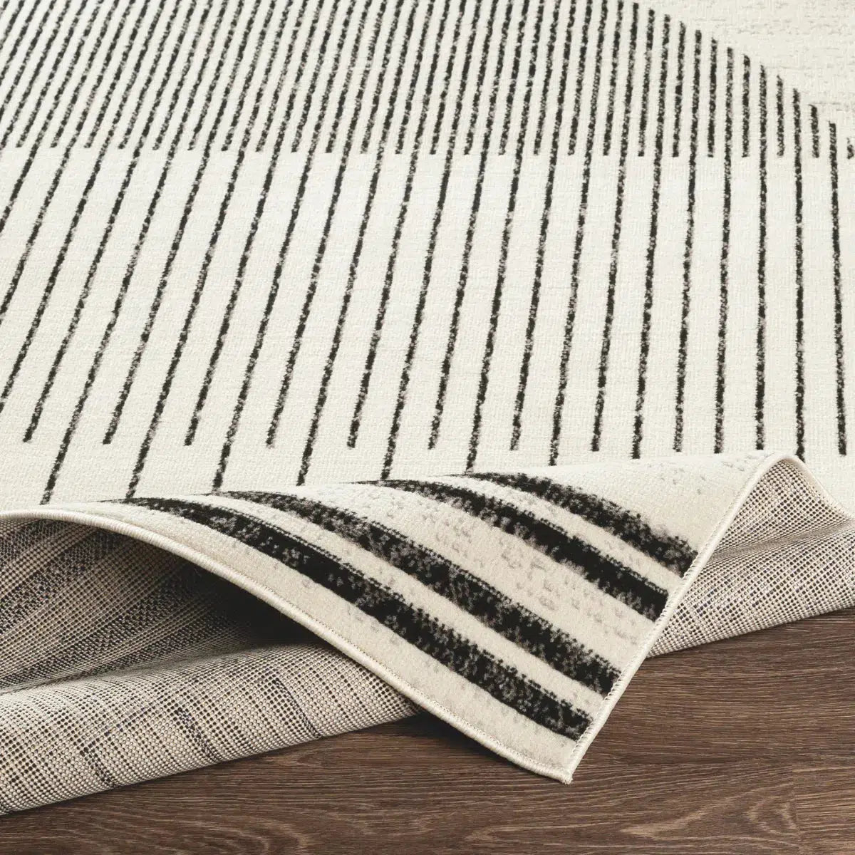 Tapis SURYA Enso scandinave, motif disque de lignes fines, blanc cassé et noir, vue 5