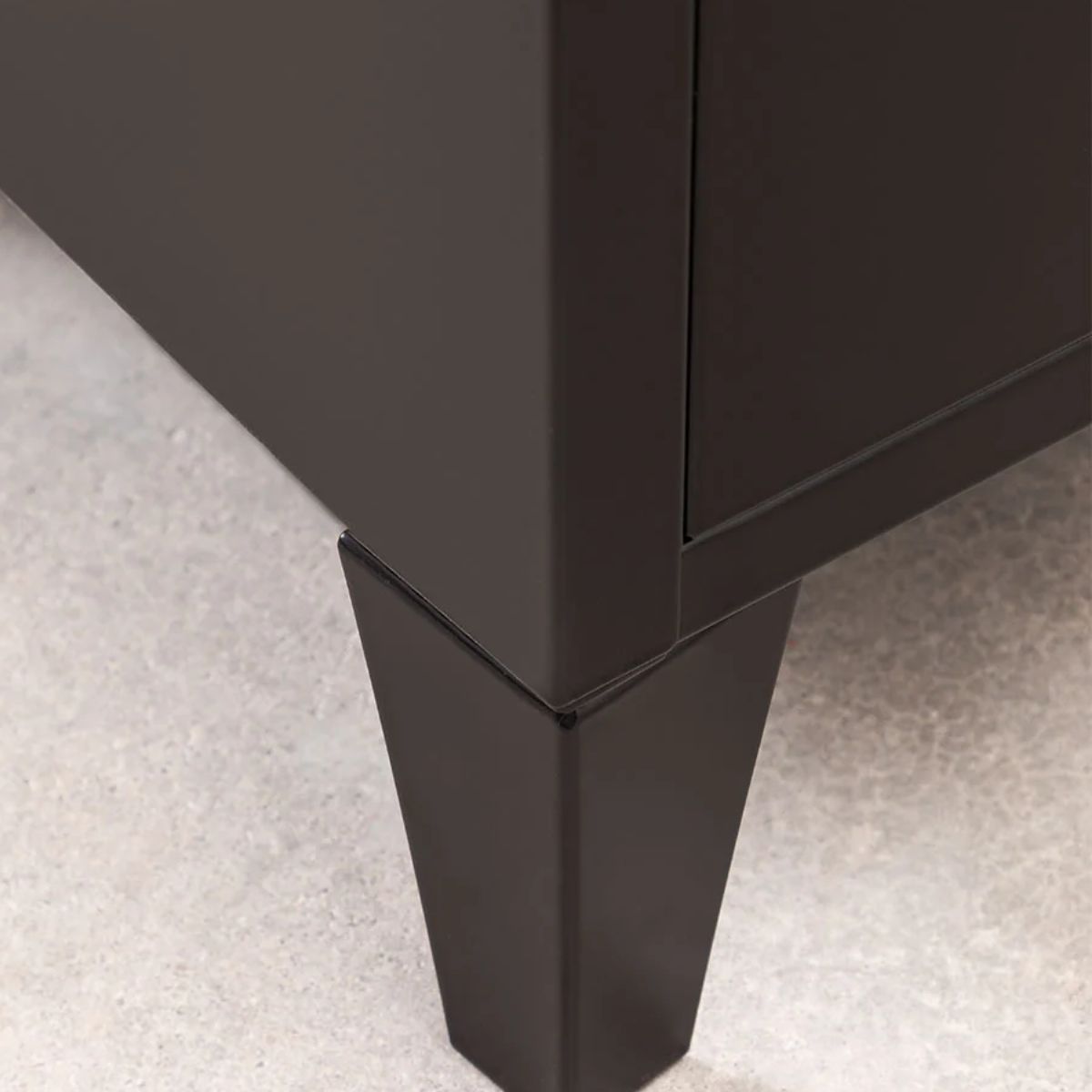 Buffet casier 2 portes en acier Pohpli SKLUM