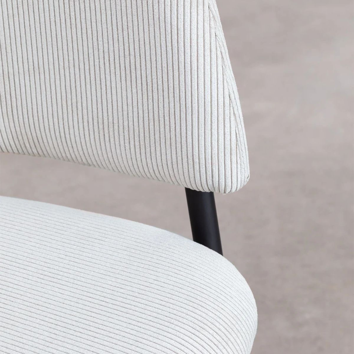 Lot de 2 chaises SKLUM en velours côtelé beige Nalon