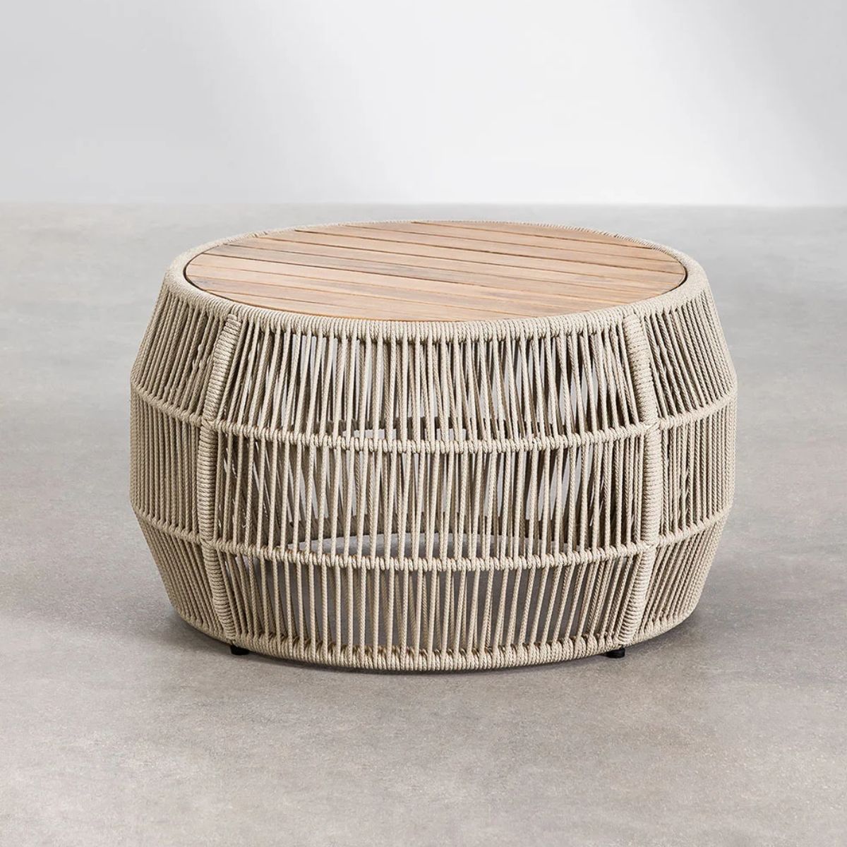 Table basse de jardin SKLUM ronde Ø80 cm en aluminium et bois d'acacia Krot