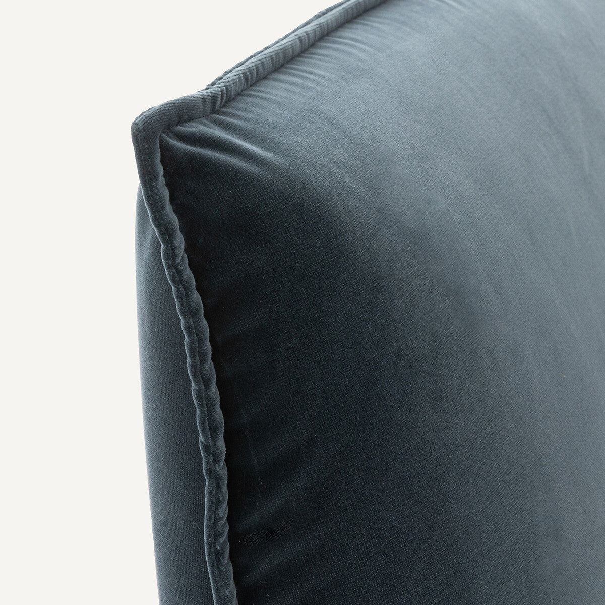 Lit velours avec sommier 160x200cm, Aurore design E. Gallina AM.PM