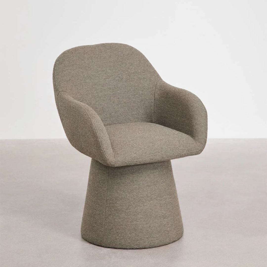 Fauteuil SKLUM pivotant ERICA en tissu bouclé marron brun