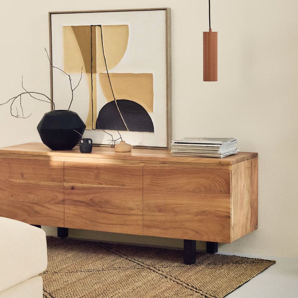 Meuble TV Kave Home Uxue 3 portes en bois d'acacia finition naturelle 150 x 58 cm