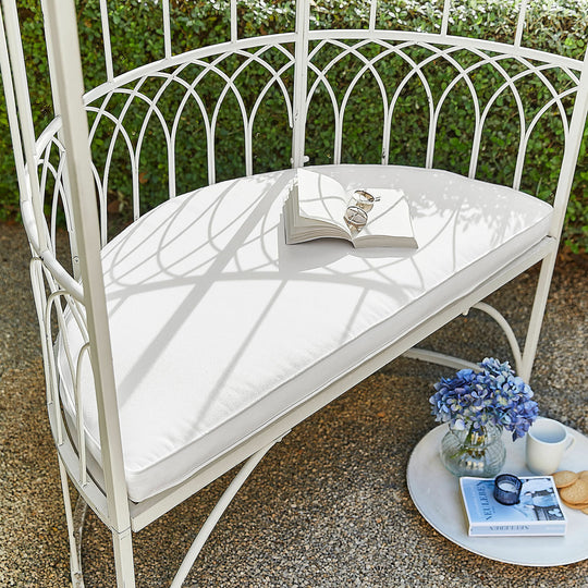 Banc en fer blanc vieilli LOBERON Rivandelle — photo produit