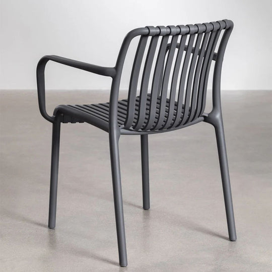 Lot 4 chaises SKLUM Wendell polypropylène accoudoirs jardin