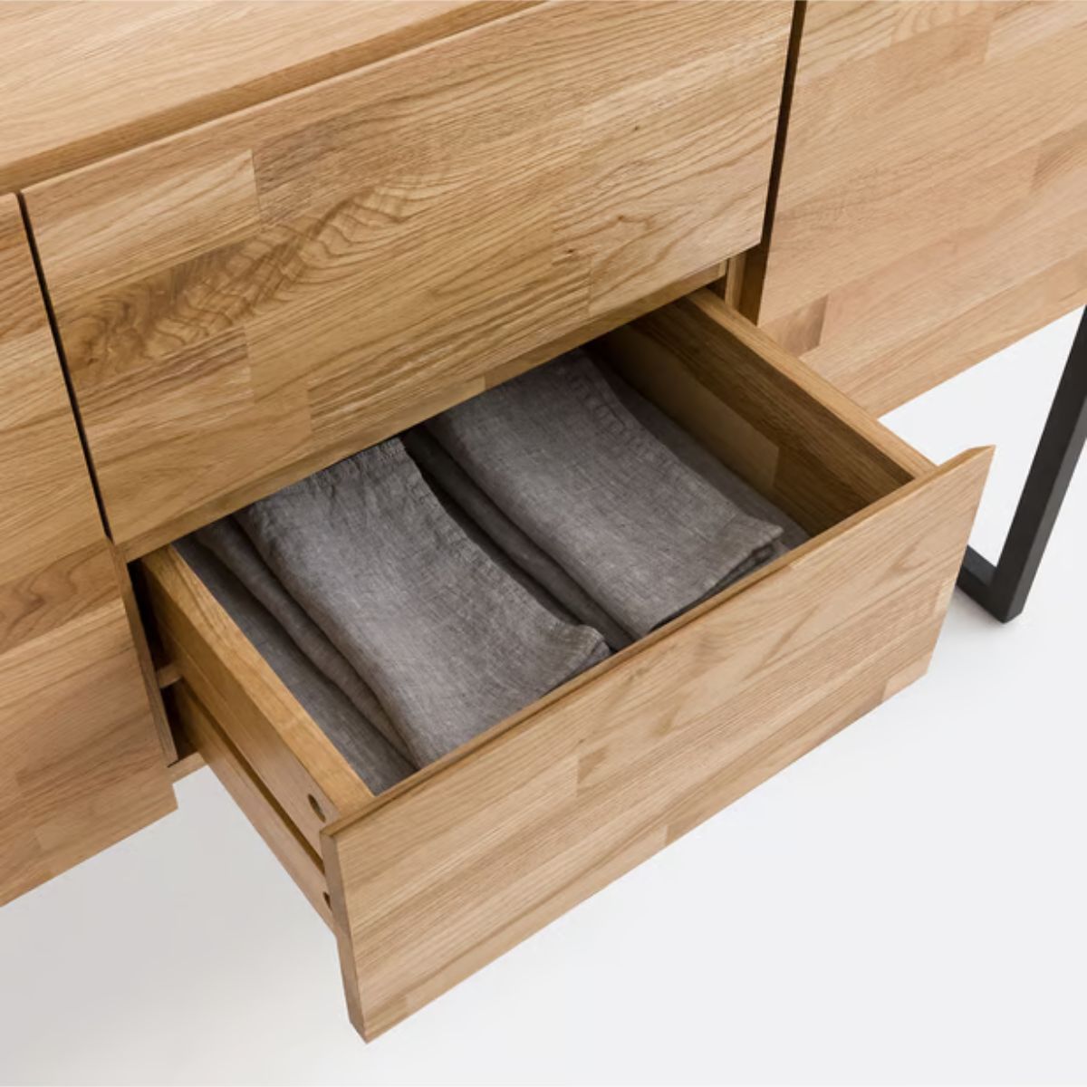 Buffet La Redoute Hiba en enfilade chêne massif et métal acier