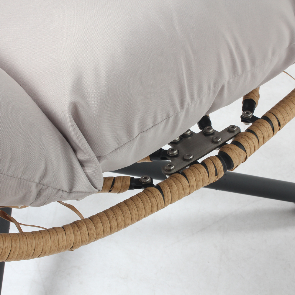 Zoom résine tressée fauteuil suspendu naturel Cuzco