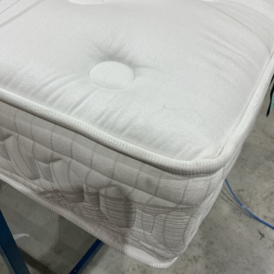 Matelas Dunlopillo Cassandre 100% latex ferme 7zones H27 cm 160x200 cm