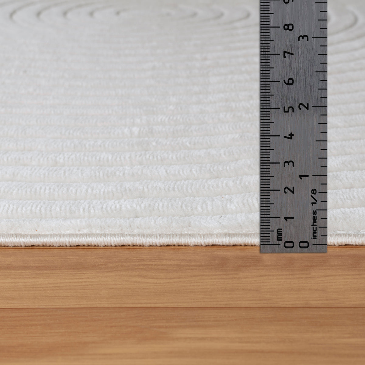 Tapis SURYA Kaysa scandinave, motif arcs concentriques en relief blanc, vue 7