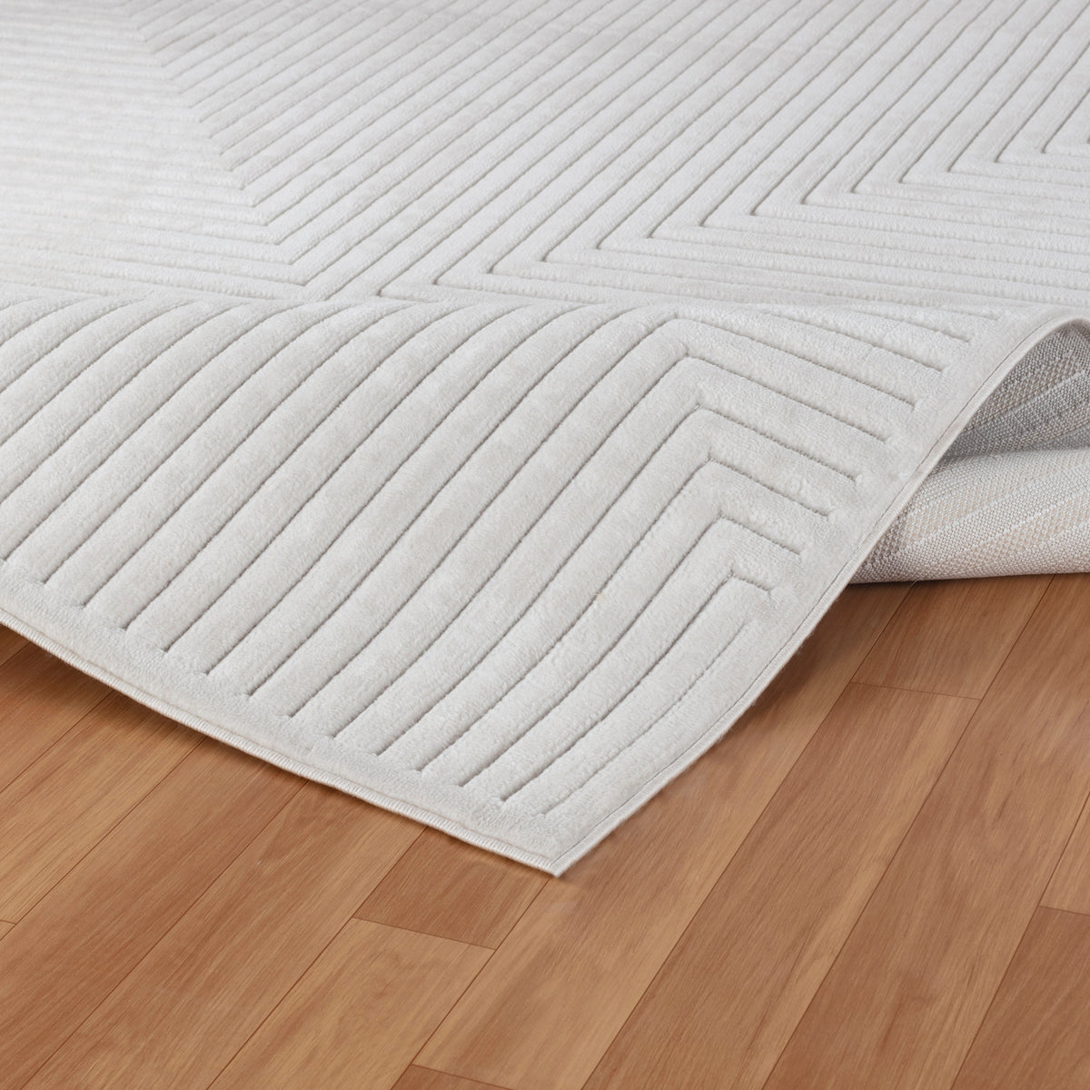 Tapis SURYA Rockford moderne, relief de lignes géométriques ton sur ton blanc, vue 5