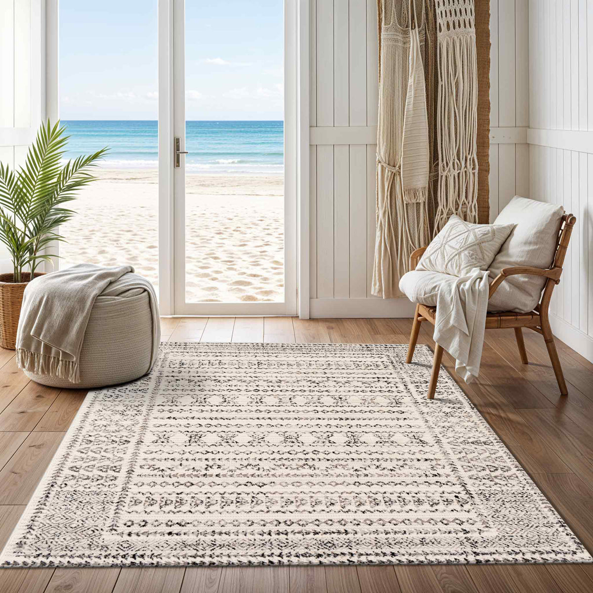 Tapis SURYA Ipoh scandinave bohème, motif berbère noir et anthracite sur fond crème