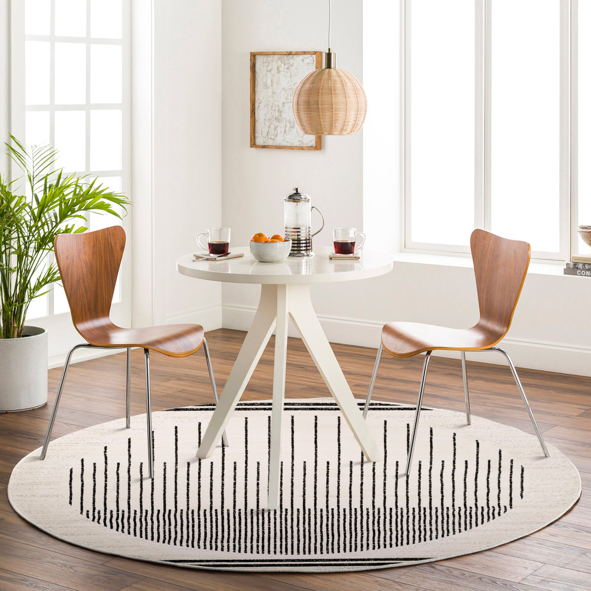 Tapis rond SURYA Santiago scandinave, motif cercle de rayures noires sur fond blanc cassé, vue 8