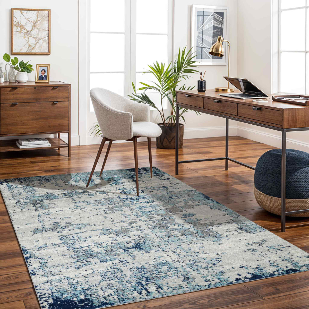Tapis SURYA Sarah moderne, motif abstrait effet aquarelle bleu, gris et blanc, vue 8