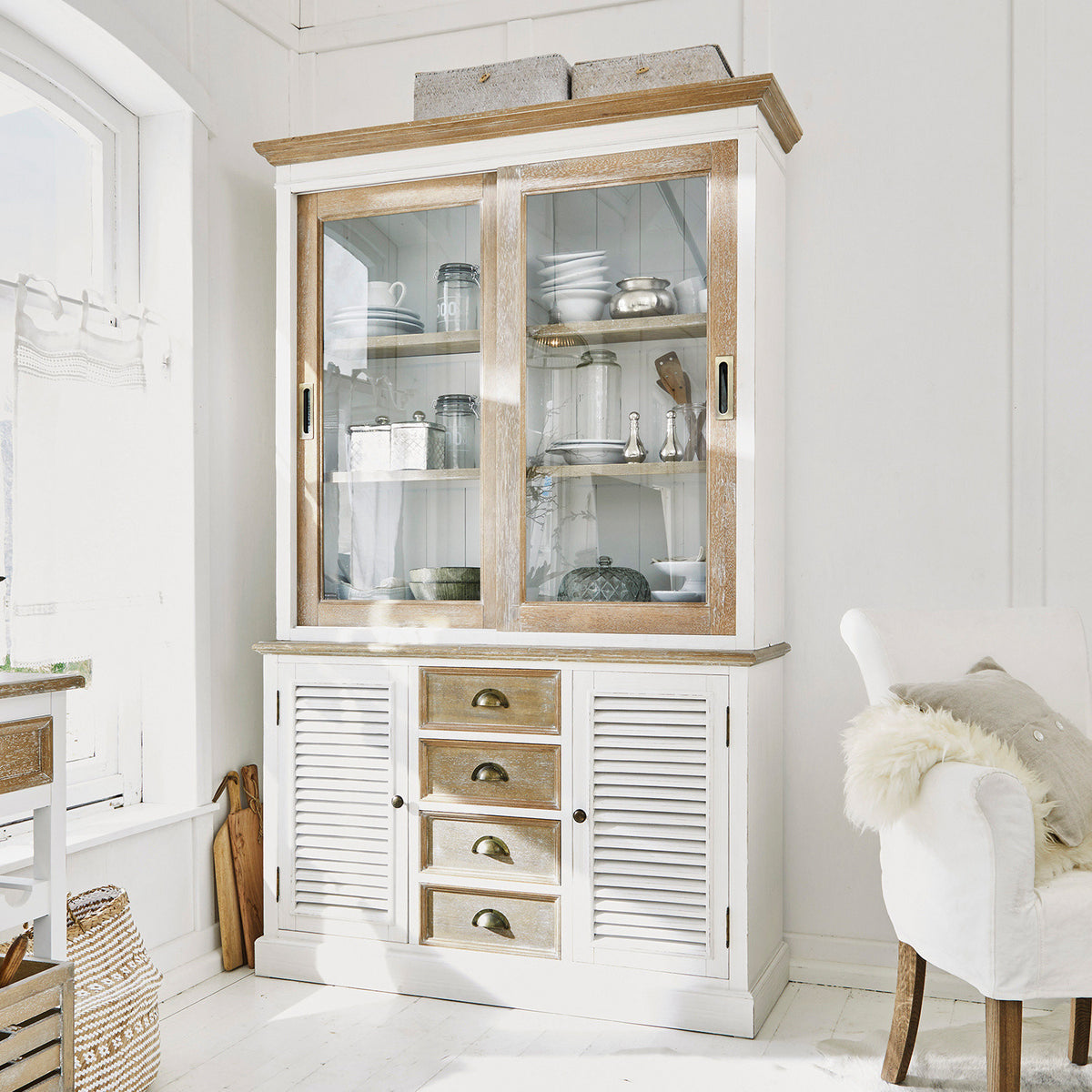 Armoire LOBERON Moosehide blanc et marron — photo produit