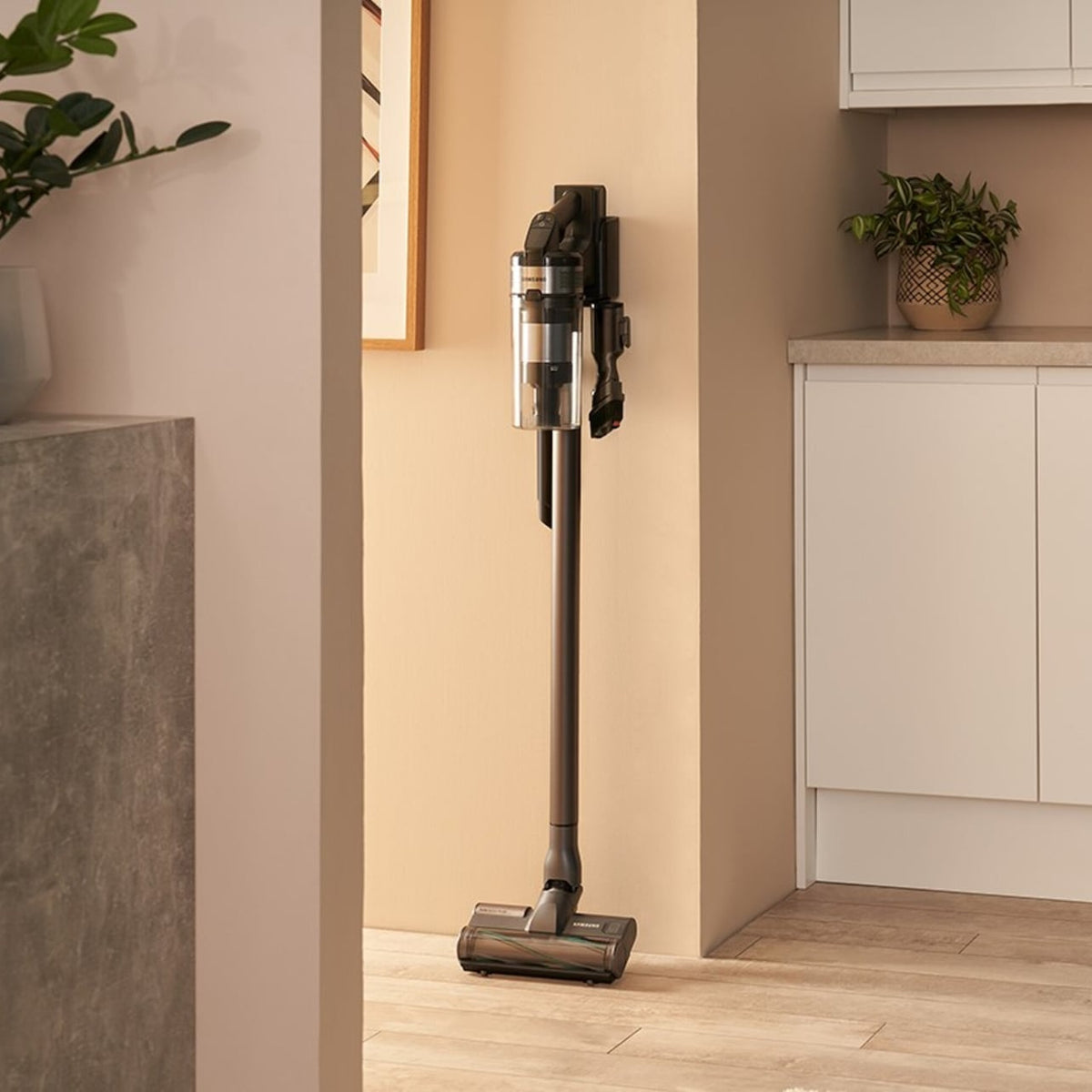 Aspirateur balai SAMSUNG Jet 75E Pet 200AW menthe — photo produit