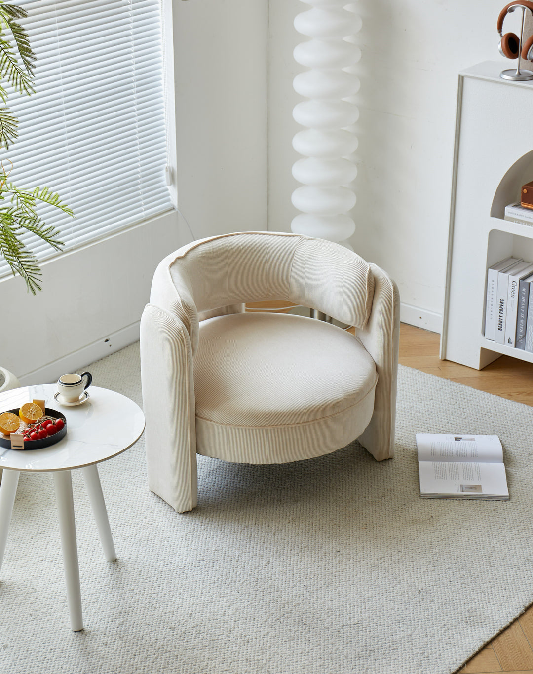 Fauteuil de salon Nordlys en velours côtelé beige BANGUI