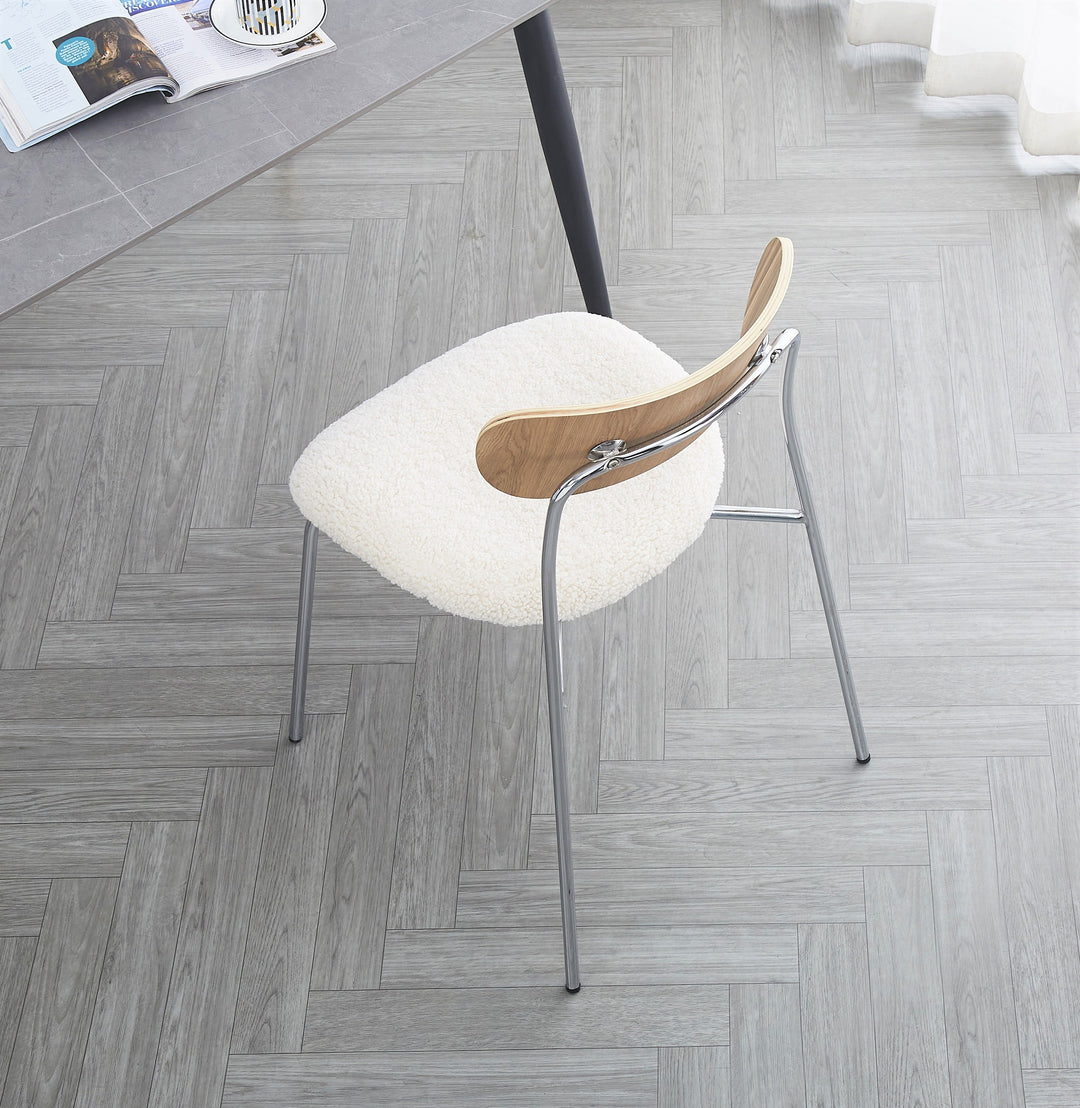 Lot de 2 chaises industrielles en métal et bouclettes blanc