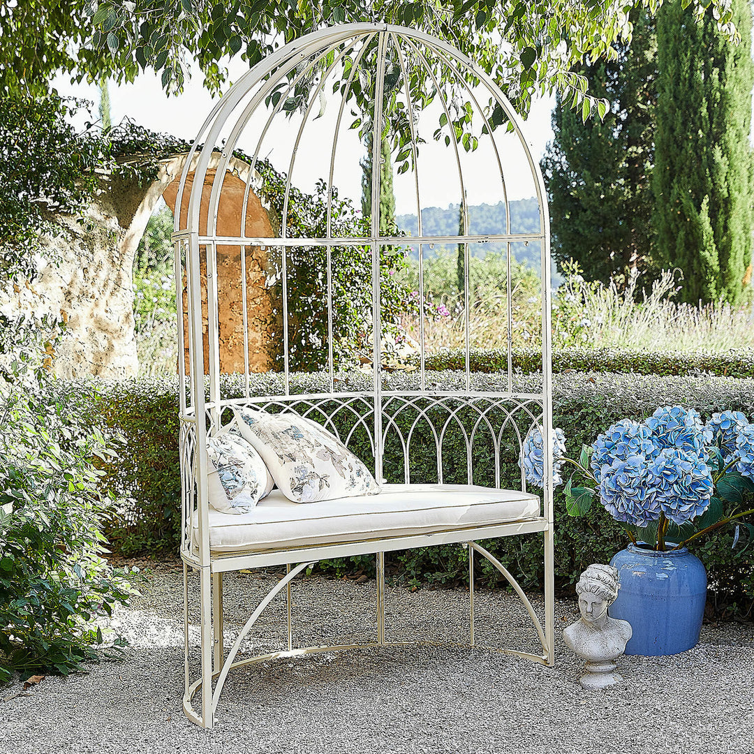 Banc LOBERON Rivandelle en forme de gloriette blanc vieilli — photo produit
