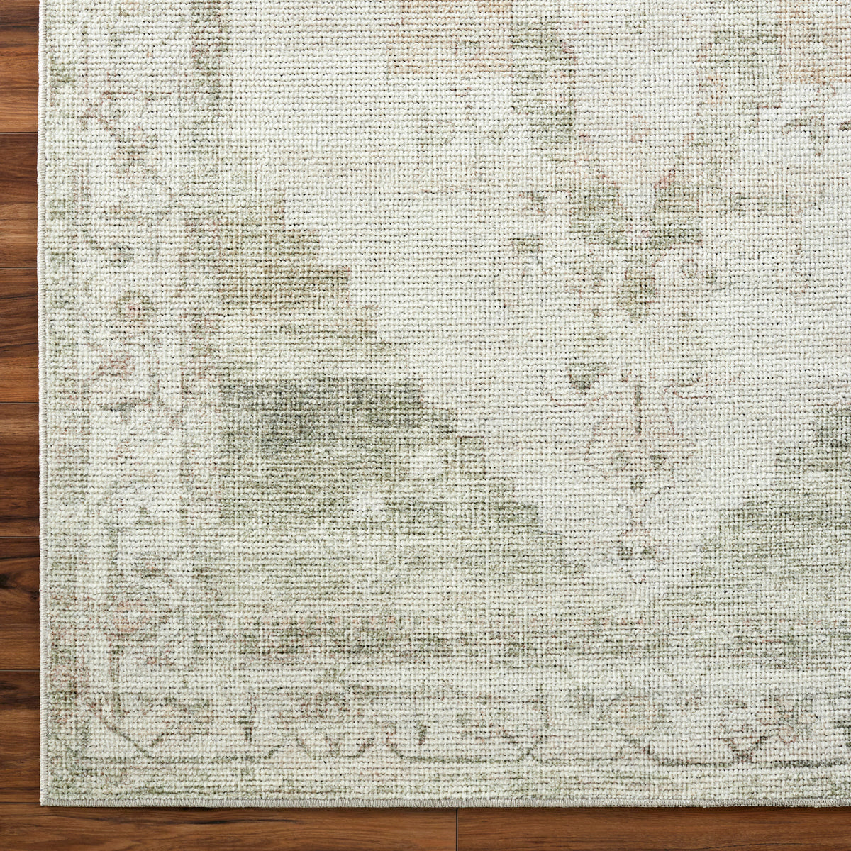 Tapis Surya x Becki Owens Luca vintage oriental, motif délavé vert sauge, ivoire et beige, vue 7