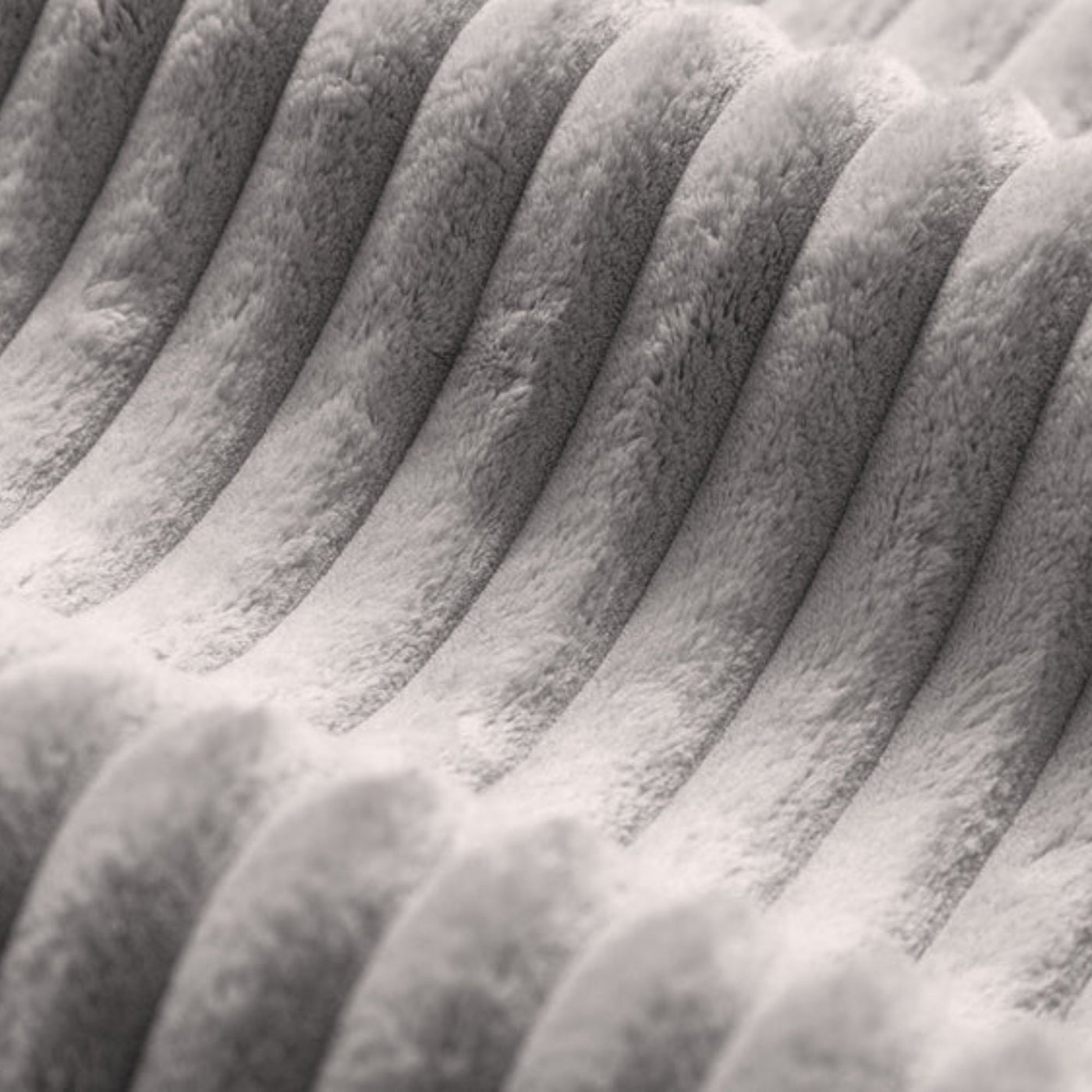 Canapé d'angle gauche MICADONI Martina 4 places en Velours côtelé Gris clair