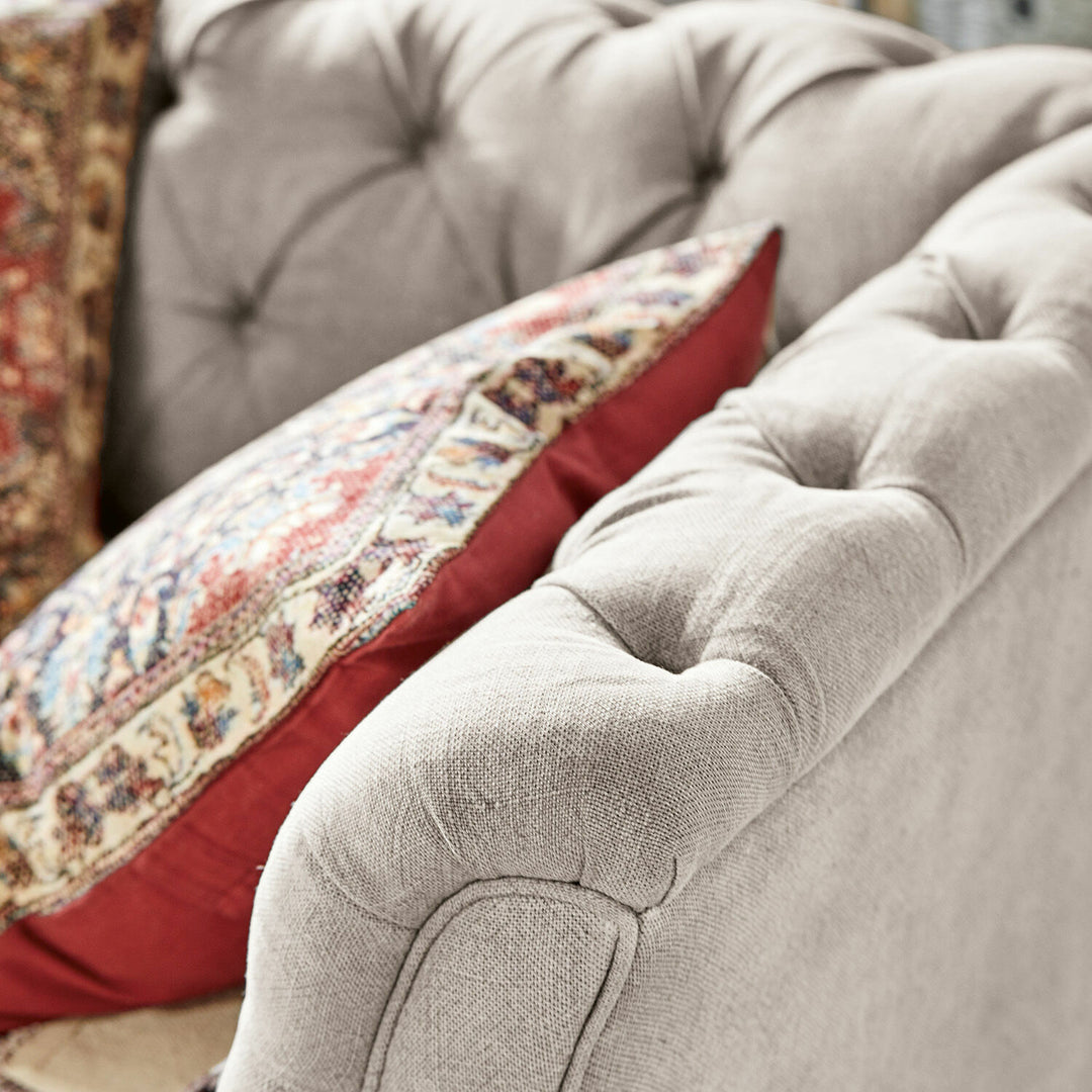 Canapé LOBERON Clères en tissu gris jamais utilisé — photo produit