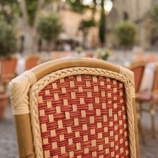 Lot de 4 chaises de jardin type bistrot parisien en aluminum et rotin synthétique, motif petits carrés