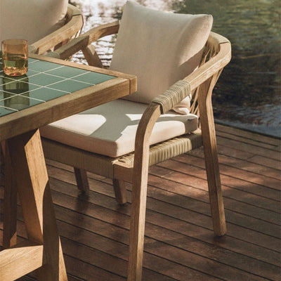 Lot de 2 Chaises SKLUM de Jardin avec Accoudoirs en Bois d'Acacia Dubaï