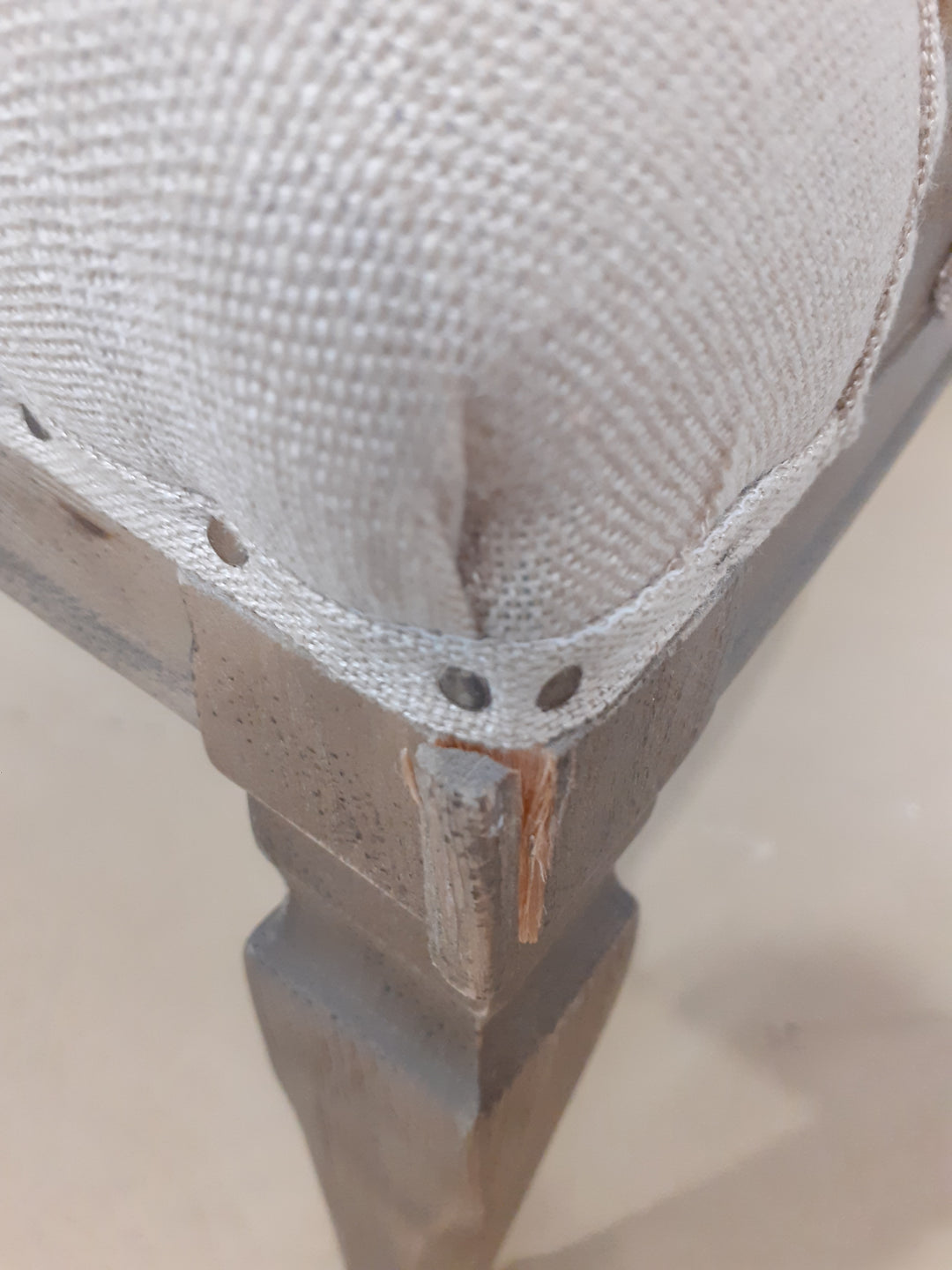 Chaise cannée LOBERON Curbigny beige — photo produit