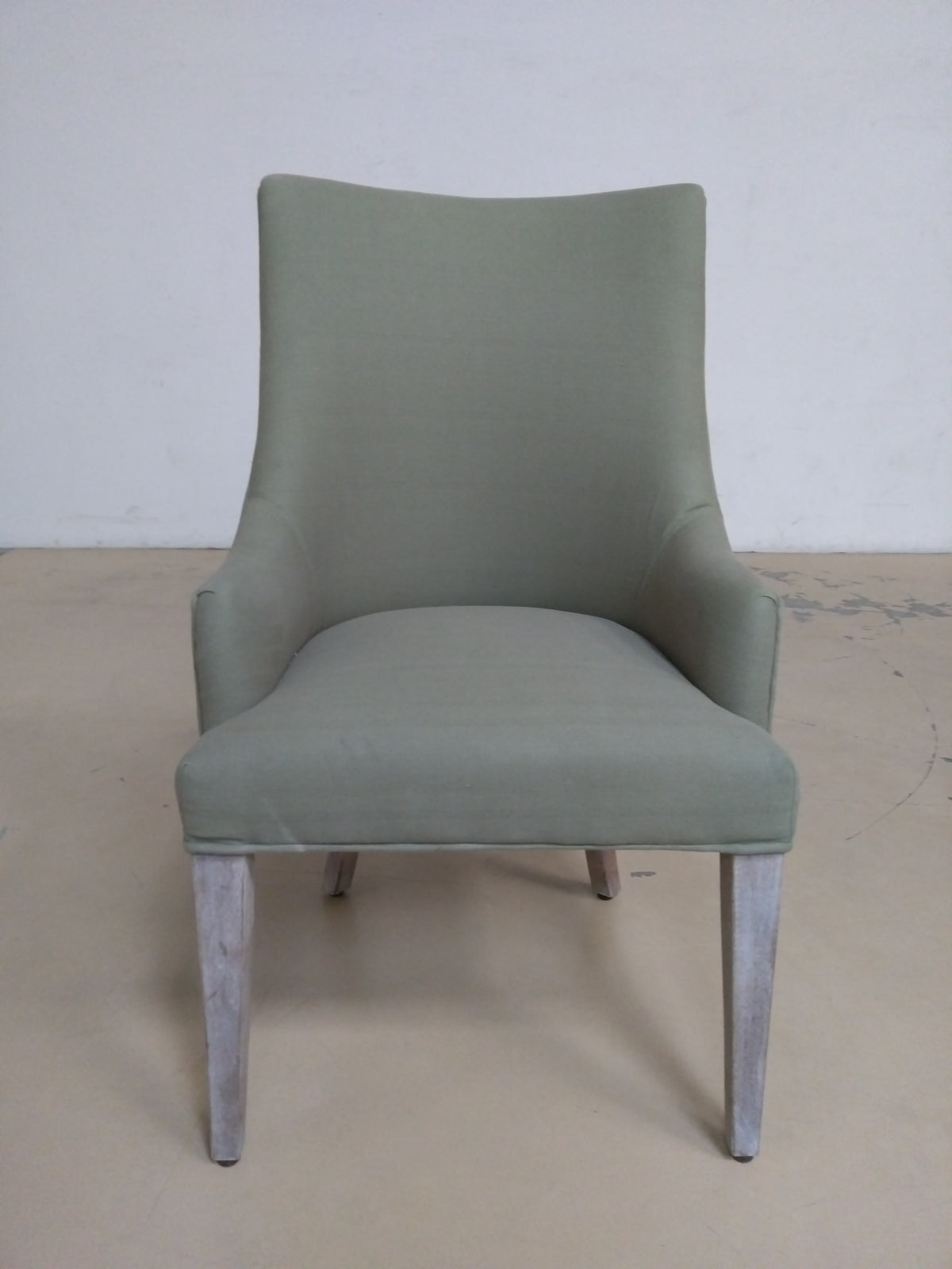 Chaise avec accoudoirs LOBERON Hyeres vert — photo produit