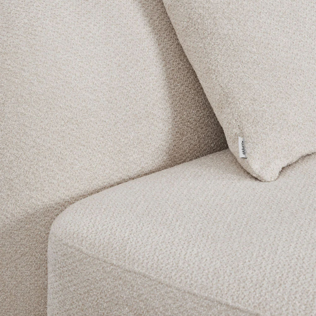 Chauffeuse SKLUM Coco en tissu chenille épais blanc
